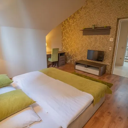 Oda ve Kahvaltı Avilla Thanhoffer