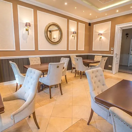 Bed and Breakfast Avilla Thanhoffer Σίοφοκ