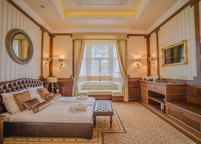 Avilla Thanhoffer * 希欧福克