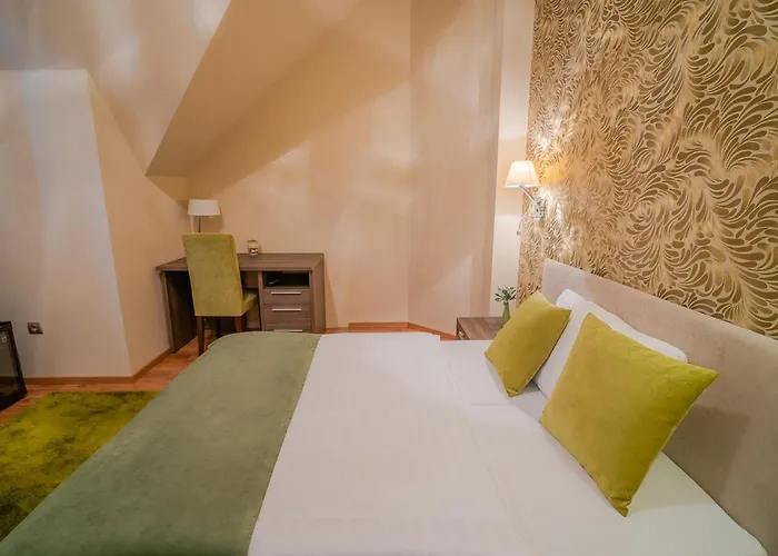 Avilla Thanhoffer 住宿加早餐酒店 *